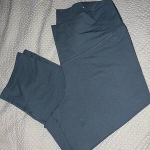 Old Navy PowerChill Leggings XL Petite